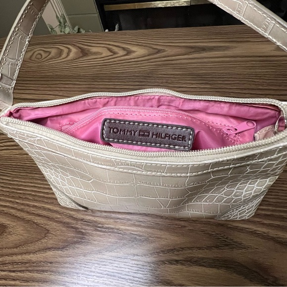 Tommy Croc-Embossed Beige Handbag - Picture 7 of 11